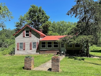 328 Ouderkirk Rd, Pulaski, NY 13142