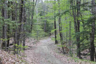 000 Kettle Rock Rd, Epsom, NH 03234