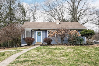 1071 Crest Dr, Crescent, PA 15046
