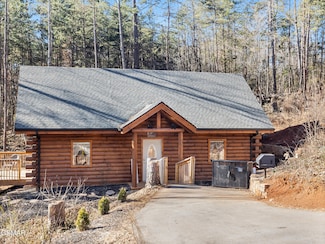 1120 Tucson Rd, Newport, TN 37821