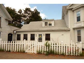 154 Main St Unit B, Kingston, NH 03848