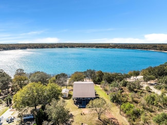 4427 Leisure Lakes Dr, Chipley, FL 32428