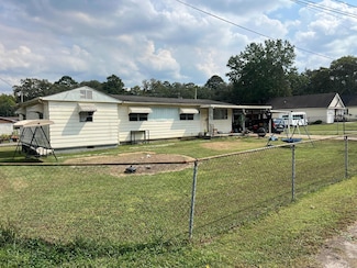 12 Osceola Ave, Rossville, GA 30741