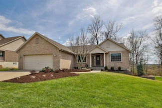 1873 Wagon Wheel Dr, Hamilton, OH 45013
