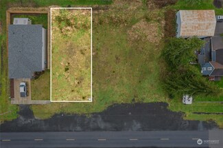 610 Broadway Ave, South Bend, WA 98586