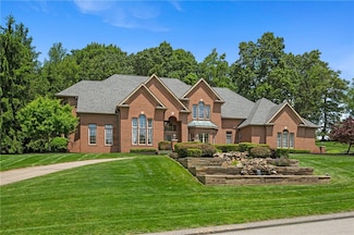 532 Salem Heights Dr, Gibsonia, PA 15044