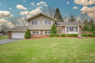 39W445 Overcup Ct, Saint Charles, IL 60175