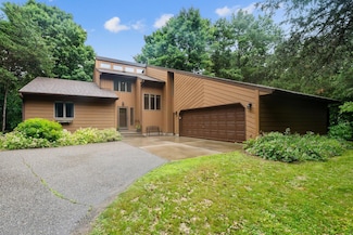 N6464 1323rd St, Prescott, WI 54021