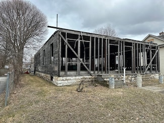 48 Brown St, Pittsfield, MA 01201