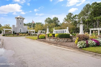 325 Spicer Lake, Holly Ridge, NC 28445