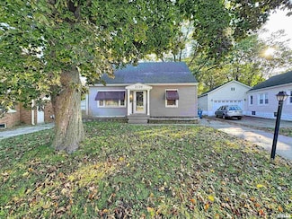 2130 10th St, East Moline, IL 61244