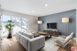 1617 Broadway Unit B, Santa Monica, CA 90404