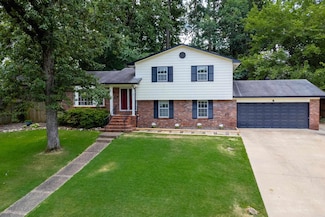 23 Inverness Cir, Little Rock, AR 72212