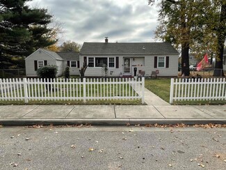 1409 Ravenswood Dr, Evansville, IN 47714