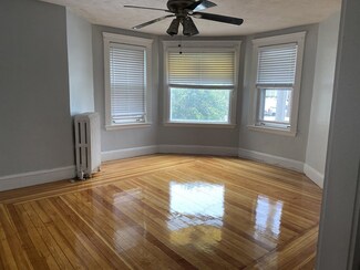 158 Circuit Rd Unit 1, Winthrop, MA 02152