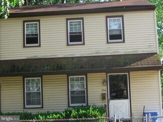 720 Philadelphia Ave, National Park, NJ 08063