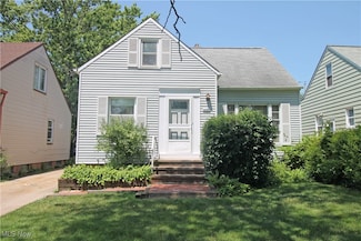 14511 Krems Ave, Maple Heights, OH 44137