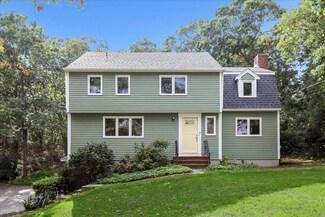 31 Tecumseh Rd, Sagamore Beach, MA 02562