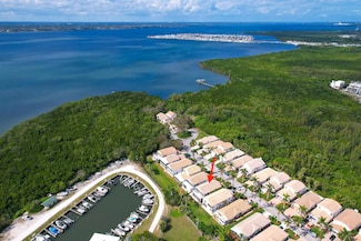 143 Pepper Ln, Jensen Beach, FL 34957