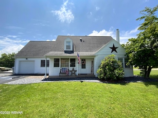 699 James St, Lock Haven, PA 17745