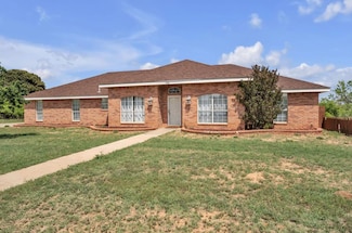 105 Maple St, Coahoma, TX 79511