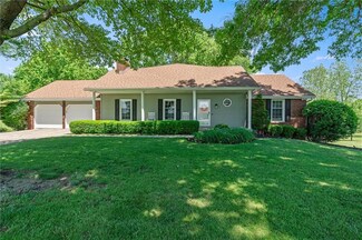 15017 Woodcliffe Cir, Kearney, MO 64060