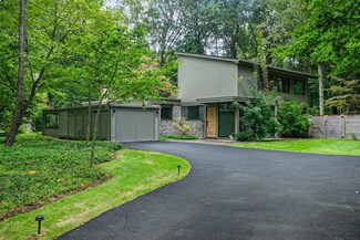95 Marlborough Rd, Briarcliff Manor, NY 10510