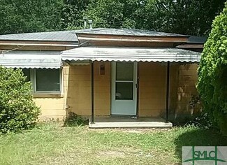 2819 1/2 Wicklow St, Savannah, GA 31404
