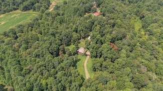 2290 Fairfield Rd, Westmoreland, TN 37186