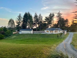 1830 Dixie Ln, McKinleyville, CA 95519