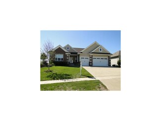 2835 Wildflower Rd, Cedar Rapids, IA 52411