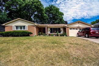 1177 Echo Dr, South Bend, IN 46614