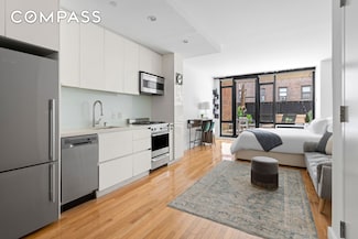 148 E 24th St Unit 3D, New York, NY 10010