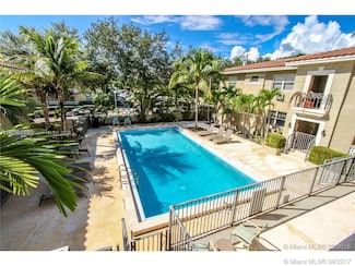 125 Edgewater Dr Unit 3, Coral Gables, FL 33133