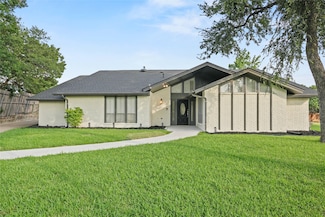 1902 Wiggs Way, Garland, TX 75043
