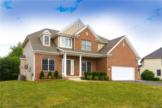 52 Haverton Ln, Buffalo, NY 14228