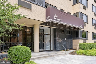2141 I St NW Unit 207, Washington, DC 20037
