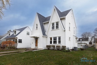 52 W Poinsetta Ave, Toledo, OH 43612