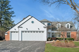 2164 Tanglewood Ct, Highland Park, IL 60035