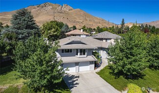 1815 Rocklund Dr, Wenatchee, WA 98801