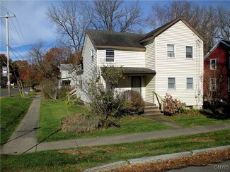 12 Delhi St, Jordan, NY 13080