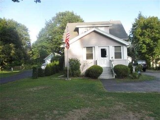 2 Rockland Rd, Auburn, MA 01501