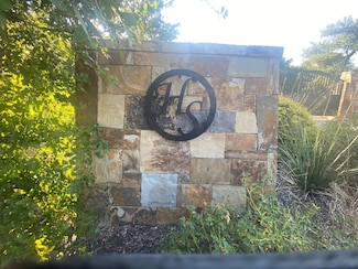 125 Heritage Springs Dr, Brock, TX 76087