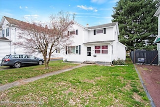 56 W 4th St, Wyoming, PA 18644