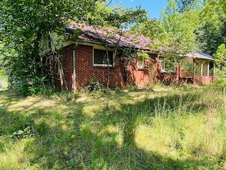 881 Driftwood Dr, Pineville, AR 72566