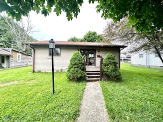 105 N Meridian St, Colfax, IN 46035