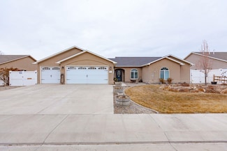 861 Dee Ann St, Fruita, CO 81521