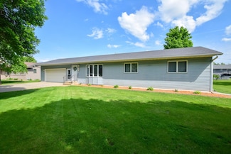 550 4th St NW, Richmond, MN 56368