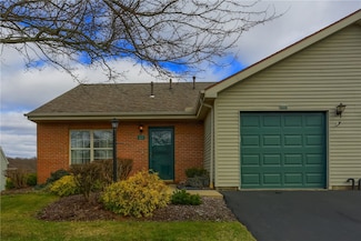 127 Newhaven Ln, Butler, PA 16001