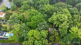 12000-600000 Rues Ln, Monroe Township, NJ 08831